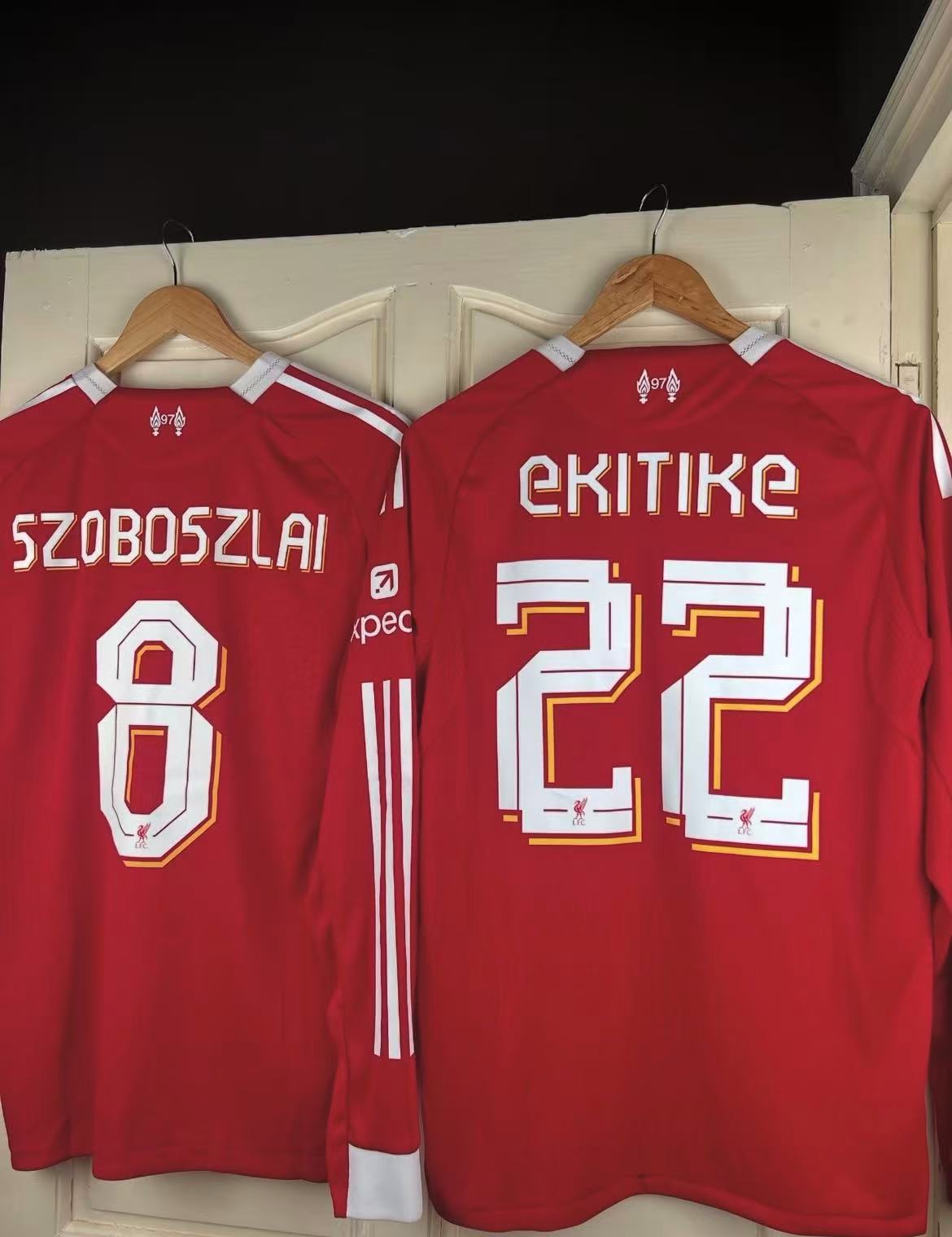[Sold Out] Liverpool 2025 Third Jersey, Short Sleeve, Premier League Style, No Number, Stylish, Stylish Gift, yuro10001