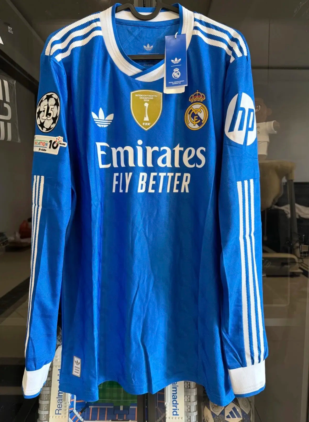【今週特価】レアルマドリード 25-26 サンド　レプリカ長袖　サッカー ユニフォーム デザイン　おしゃれ レジェンド