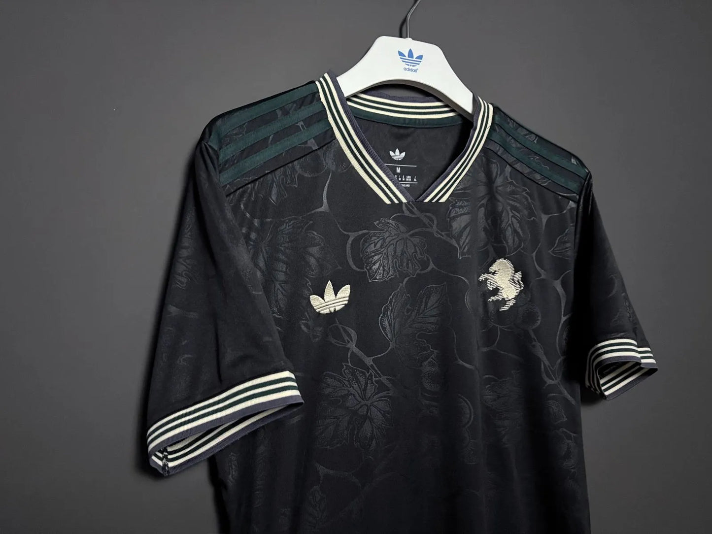 [Sold Out] Liverpool 2025 Third Jersey, Short Sleeve, Premier League Style, No Number, Stylish, Stylish Gift, yuro10001