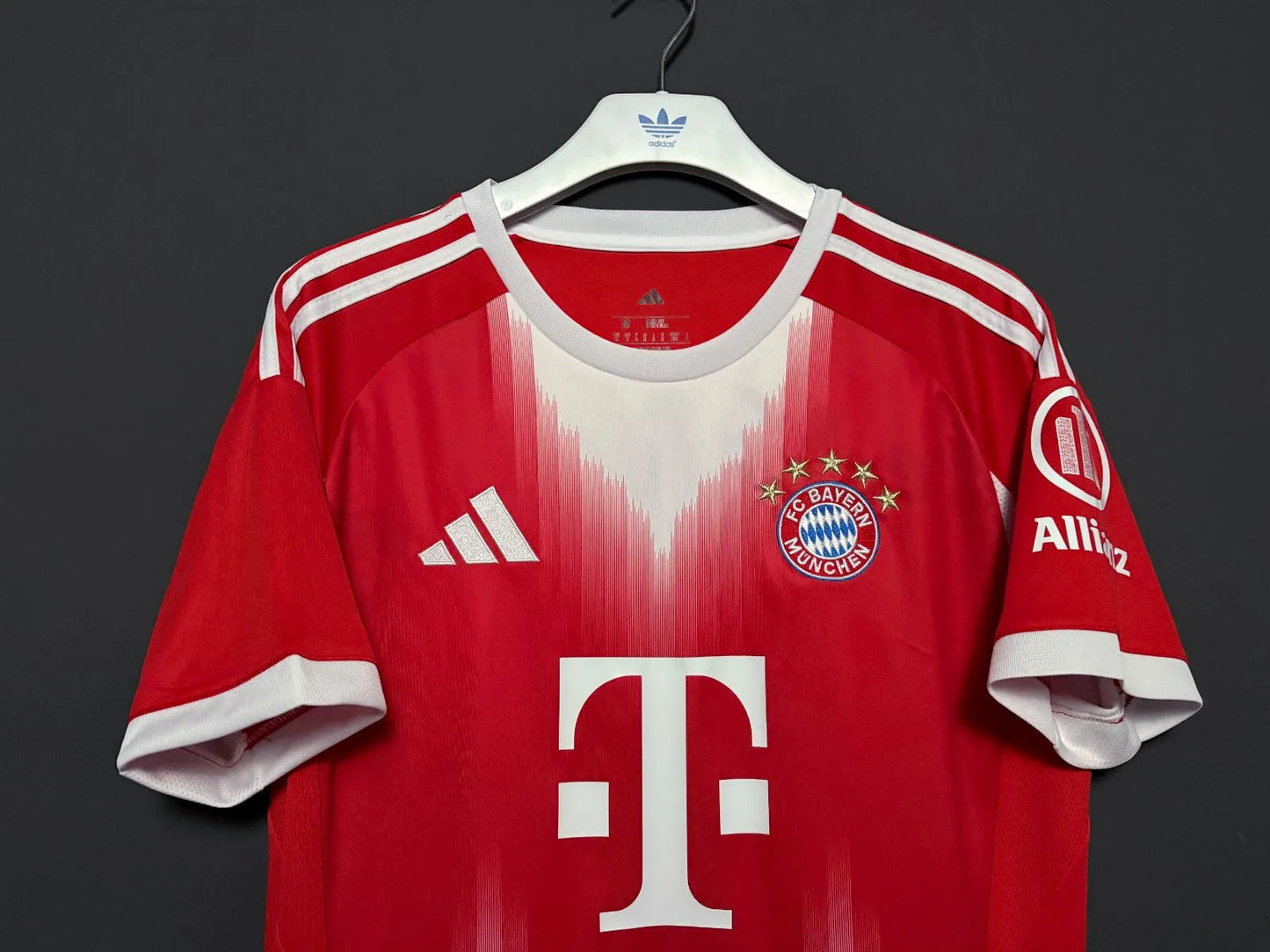 [Sold Out] Liverpool 2025 Third Jersey, Short Sleeve, Premier League Style, No Number, Stylish, Stylish Gift, yuro10001