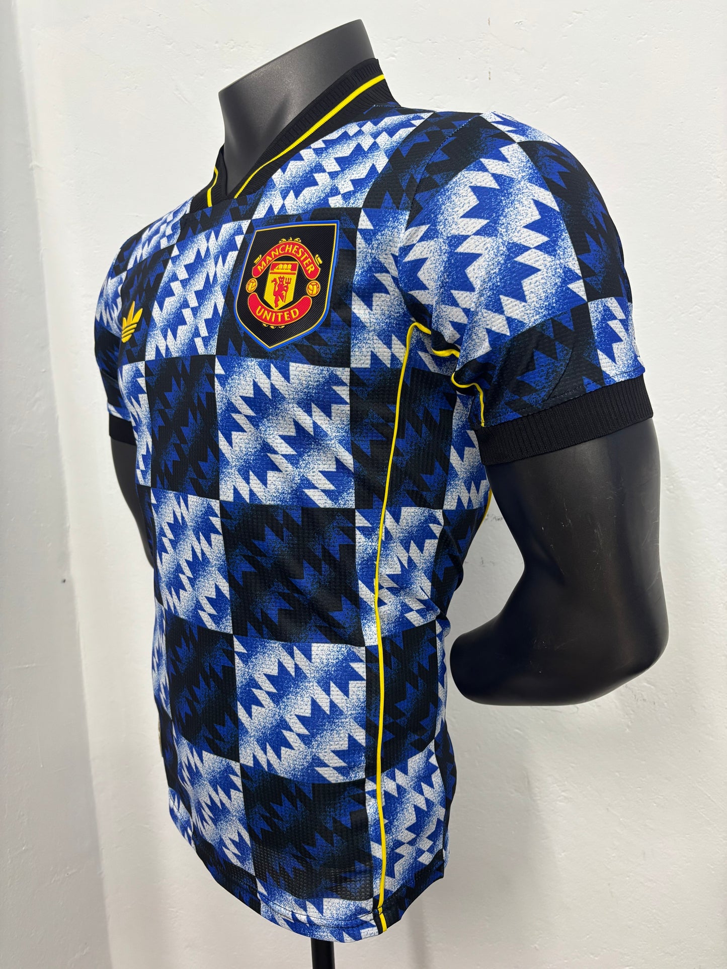 [Sold Out] Liverpool 2025 Third Jersey, Short Sleeve, Premier League Style, No Number, Stylish, Stylish Gift, yuro10001