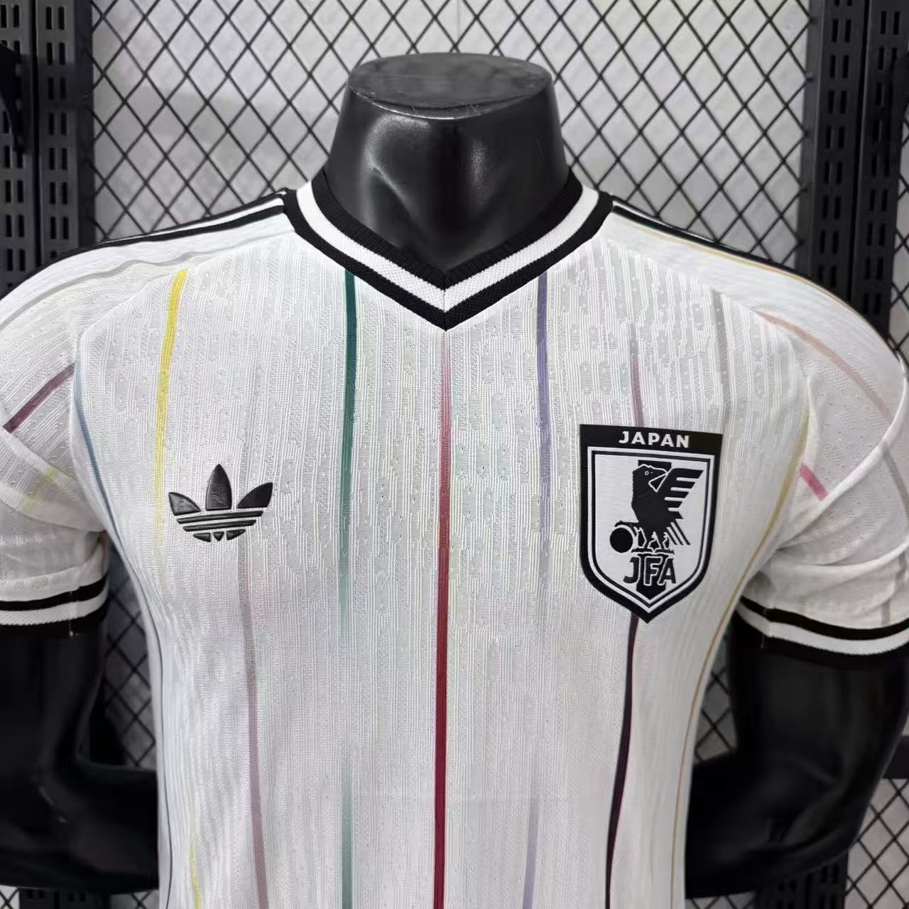 日本代表 ユニフォーム 2026W杯　アウェイ　ユニフォーム レプリカ　侍ジャパン！