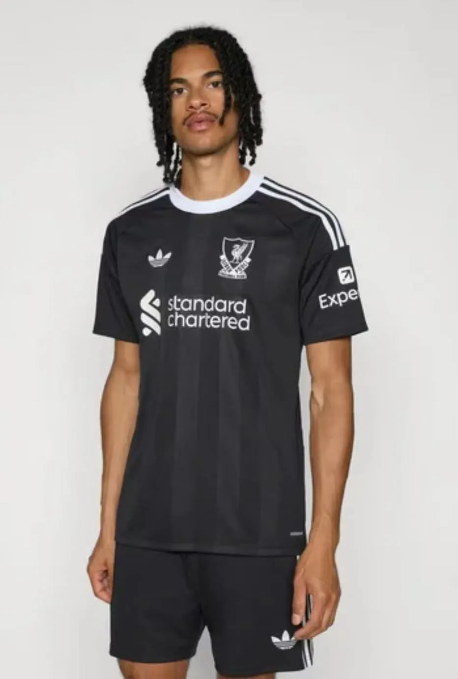 【売り切れ】希少 リヴァプール ユニフォーム ブラック GK ユニフォーム 背番号なし レジェンド おしゃれ プレゼントにもおすすめ