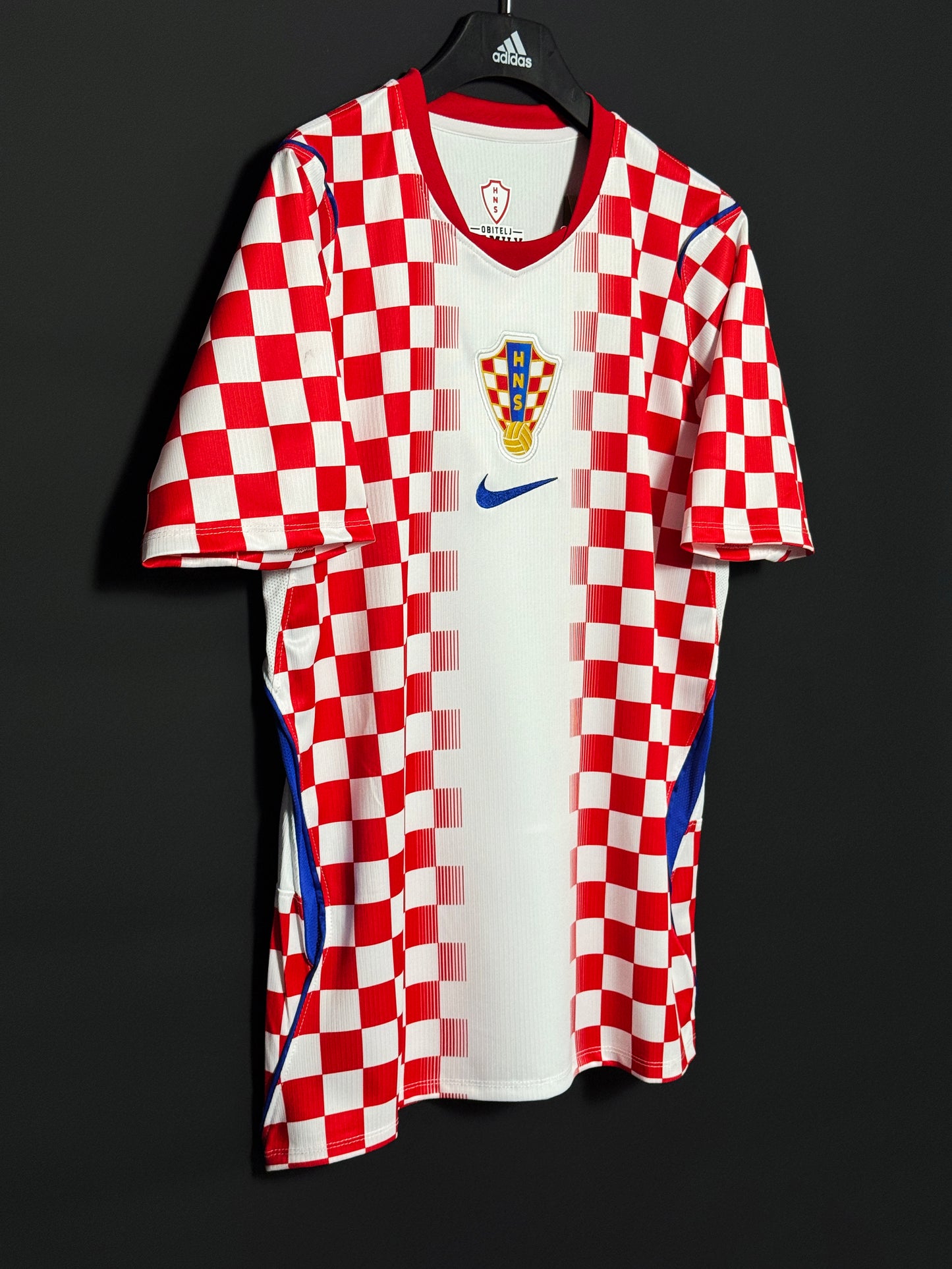 クロアチア代表  2026年　w杯　ホームユニフォーム  レプリカ　