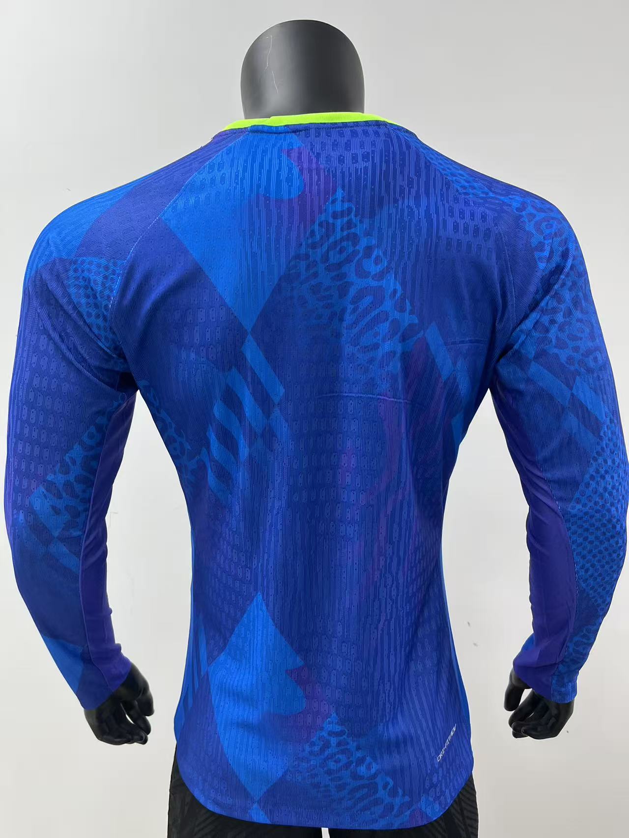 ブラジル代表　長袖　AWAY オーセンティック　2026 ワールドカップ   ユニフォーム  　背番号なし