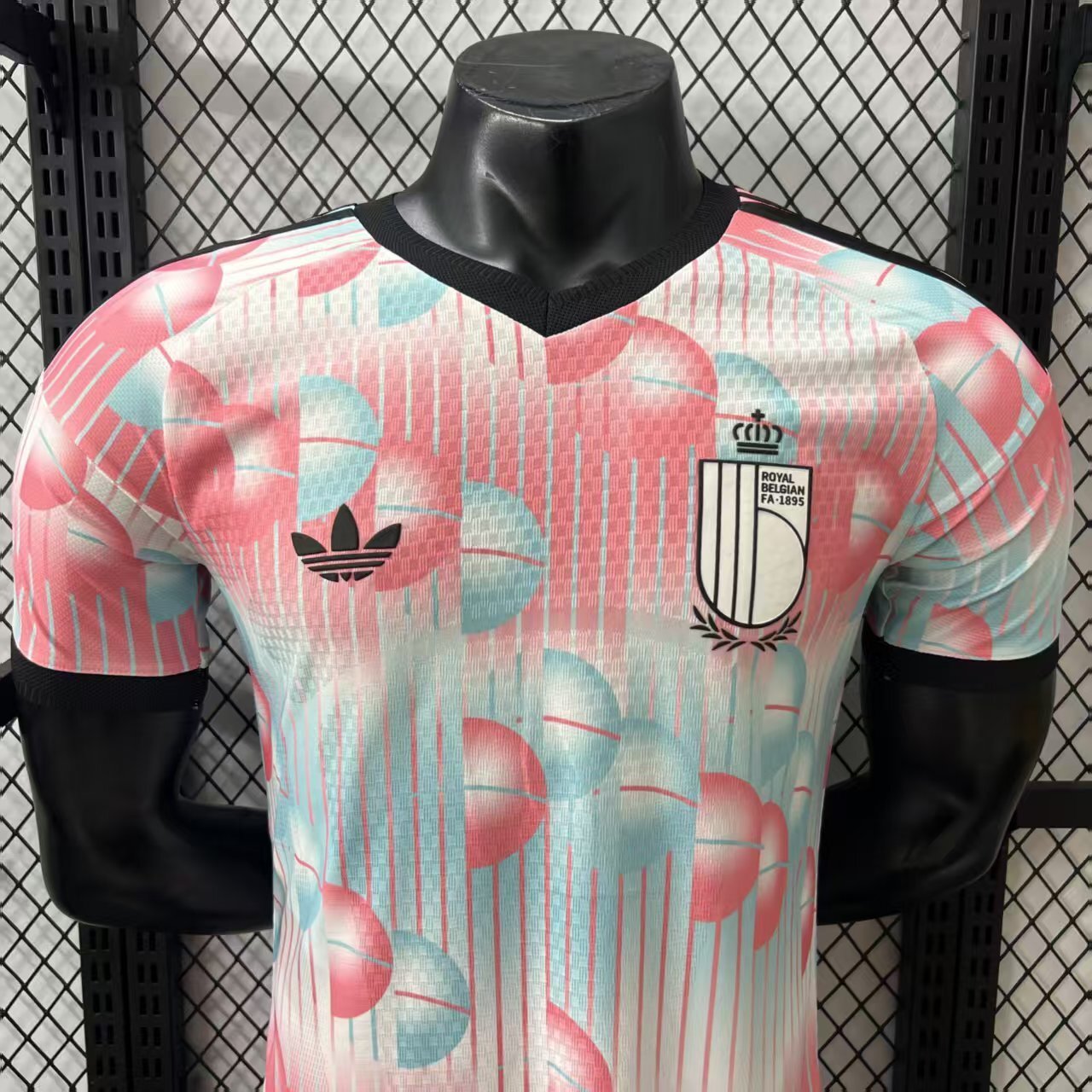 ベルギー代表　AWAY オーセンティック　2026 ワールドカップ　ユニフォーム　背番号なし