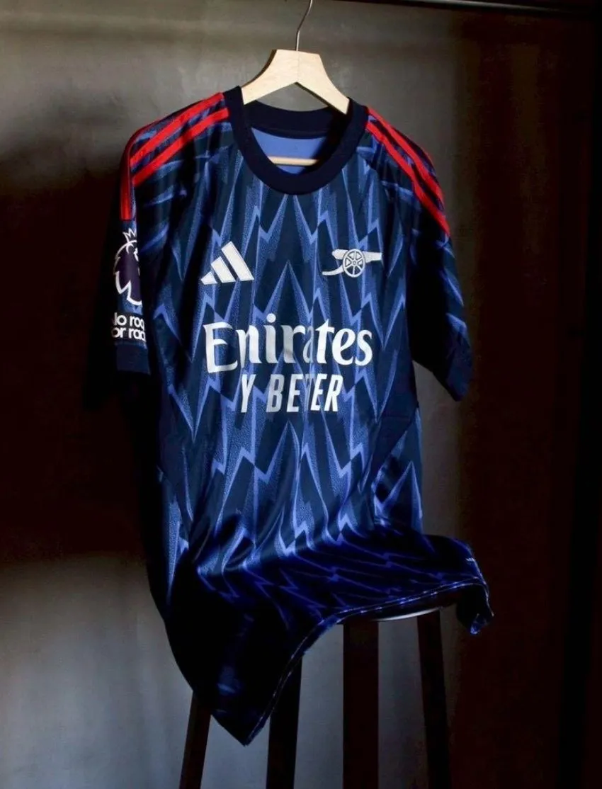 [Sold Out] Liverpool 2025 Third Jersey, Short Sleeve, Premier League Style, No Number, Stylish, Stylish Gift, yuro10001