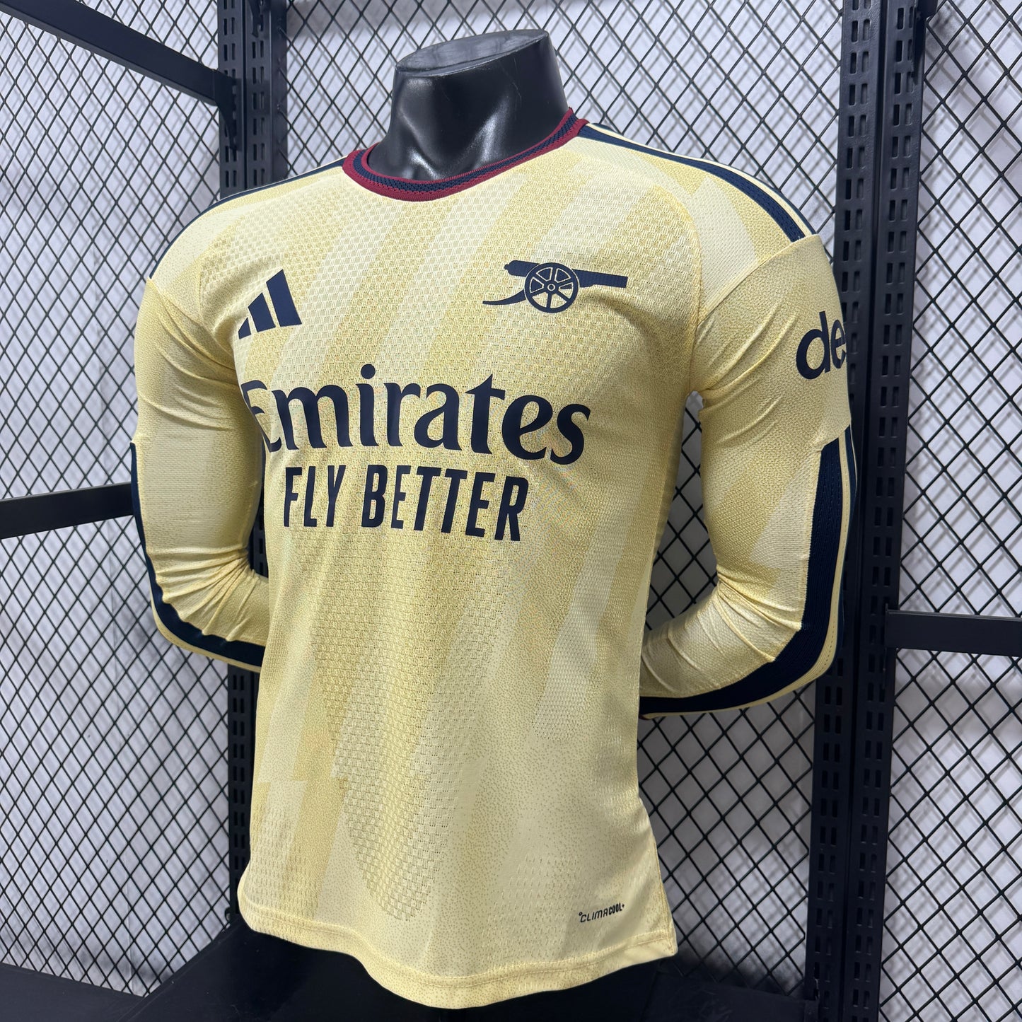 [Sold Out] Liverpool 2025 Third Jersey, Short Sleeve, Premier League Style, No Number, Stylish, Stylish Gift, yuro10001
